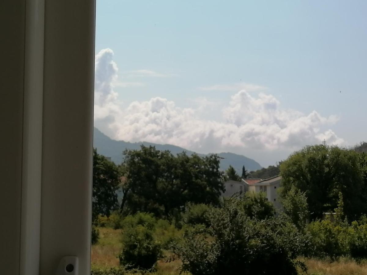 Apartmán Dom Za Odmor J&S Sutomore Exteriér fotografie
