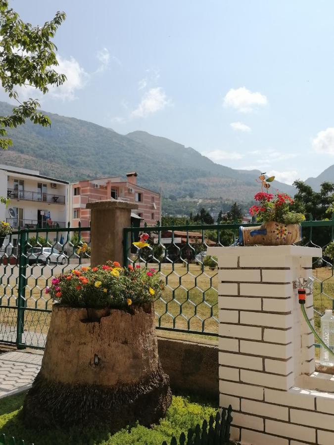 Apartmán Dom Za Odmor J&S Sutomore Exteriér fotografie