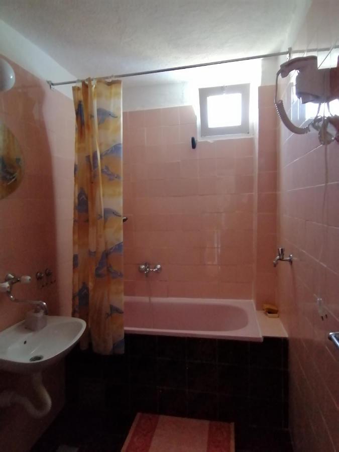 Apartmán Dom Za Odmor J&S Sutomore Exteriér fotografie