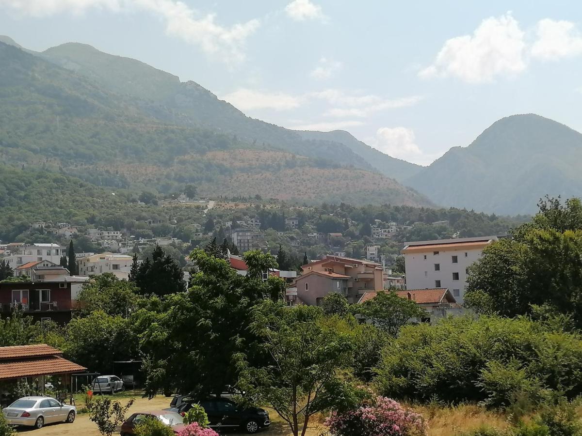 Apartmán Dom Za Odmor J&S Sutomore Exteriér fotografie